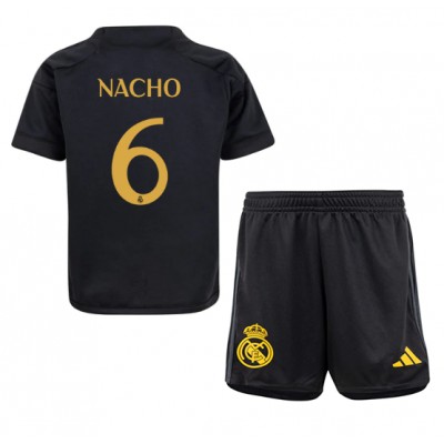 Kop-billigt-fotbollstrojor-Barn-Real-Madrid-Tredje-Troja-2023-24-KortarmadKorta-byxor-Nacho-6
